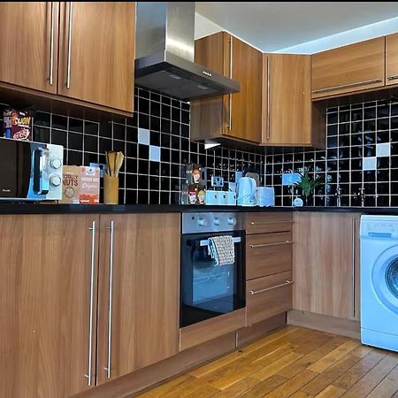 Cosy City Centre Apartment Инвернес Екстериор снимка