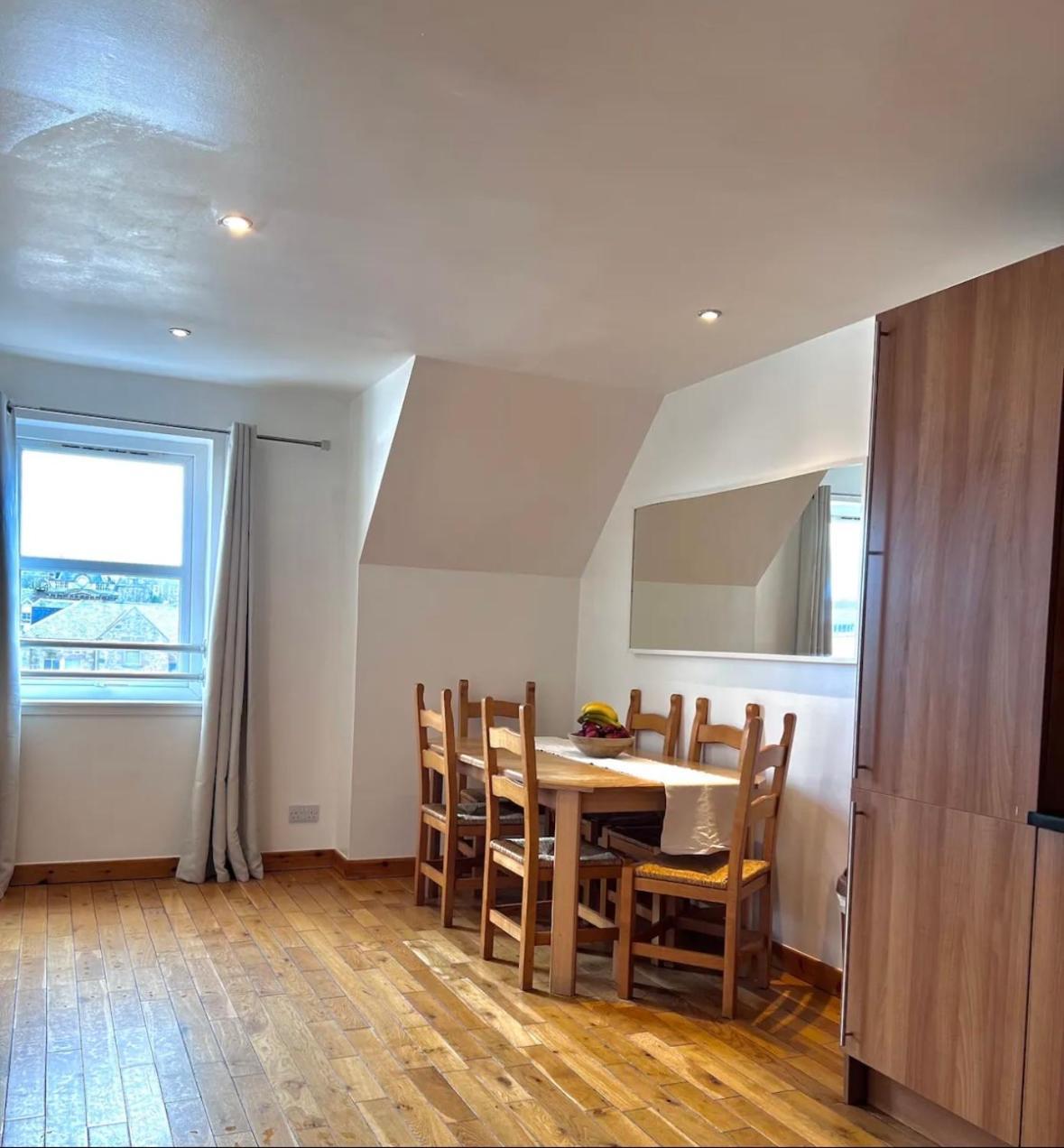 Cosy City Centre Apartment Инвернес Екстериор снимка